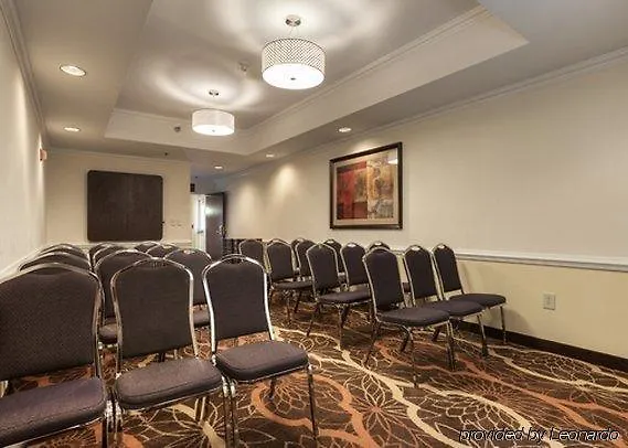 Comfort Hanes Mall Hotel 4*