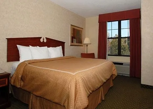 Comfort Hanes Mall 4*