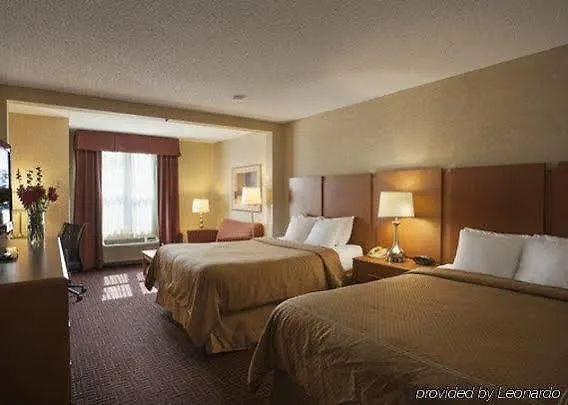 Comfort Hanes Mall 4*