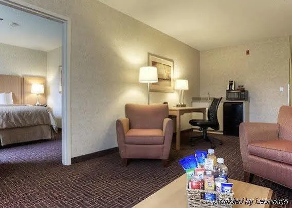 Comfort Hanes Mall Hotel
